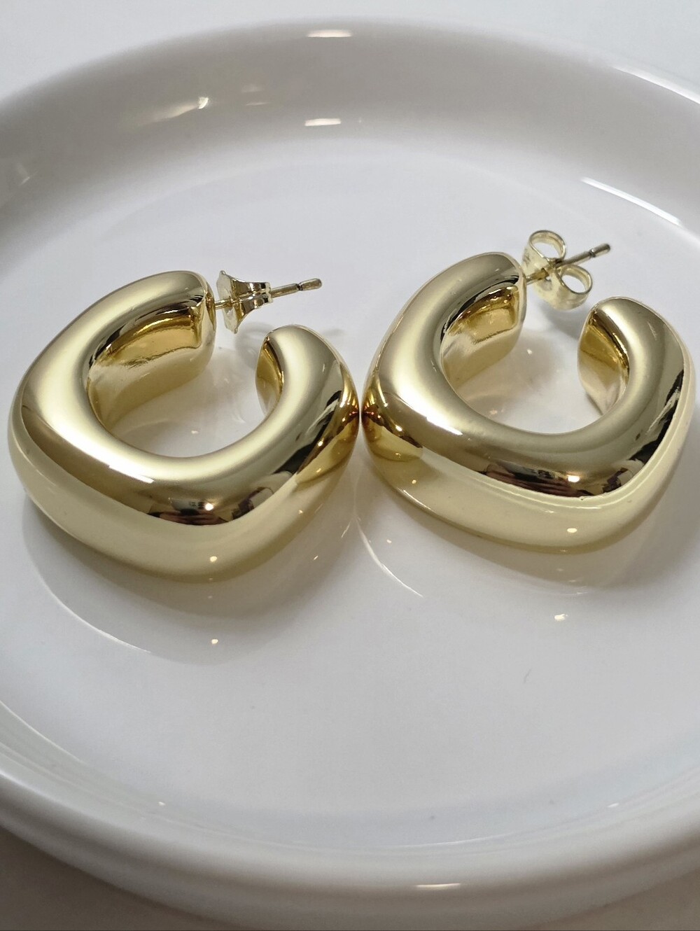 Chunky C Square Shape Open Hoop Earring